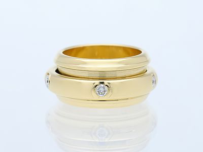 Piaget Possession Ring 0,50 ct. Diamonds 750 Yellow gold 18 kt. Product Description: 
Marke: 