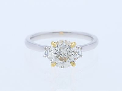Ring 1,74 ct. Diamond, Diamonds 750 Bicolour 18 kt. IGI certificate New. Product Description: 