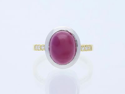 Ring 5,65 ct. Ruby, Diamonds 585 Yellow gold 14 kt., 925 Silver IGI certificate New. Product 
