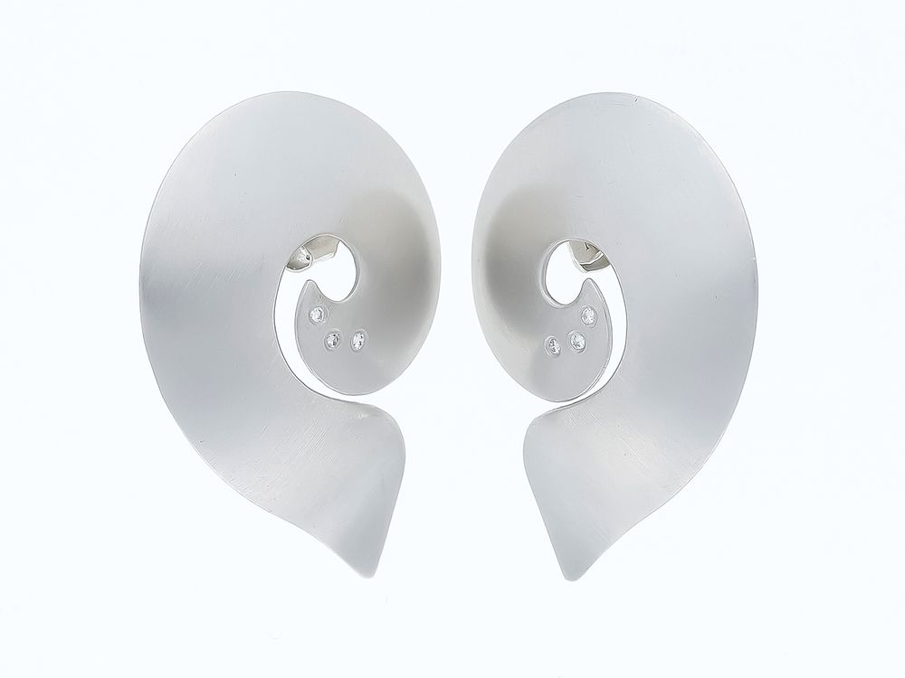 Designer Earrings Diamonds 950 Platinum. Product Description: 
Brand: HPP 
Material: Platinum 