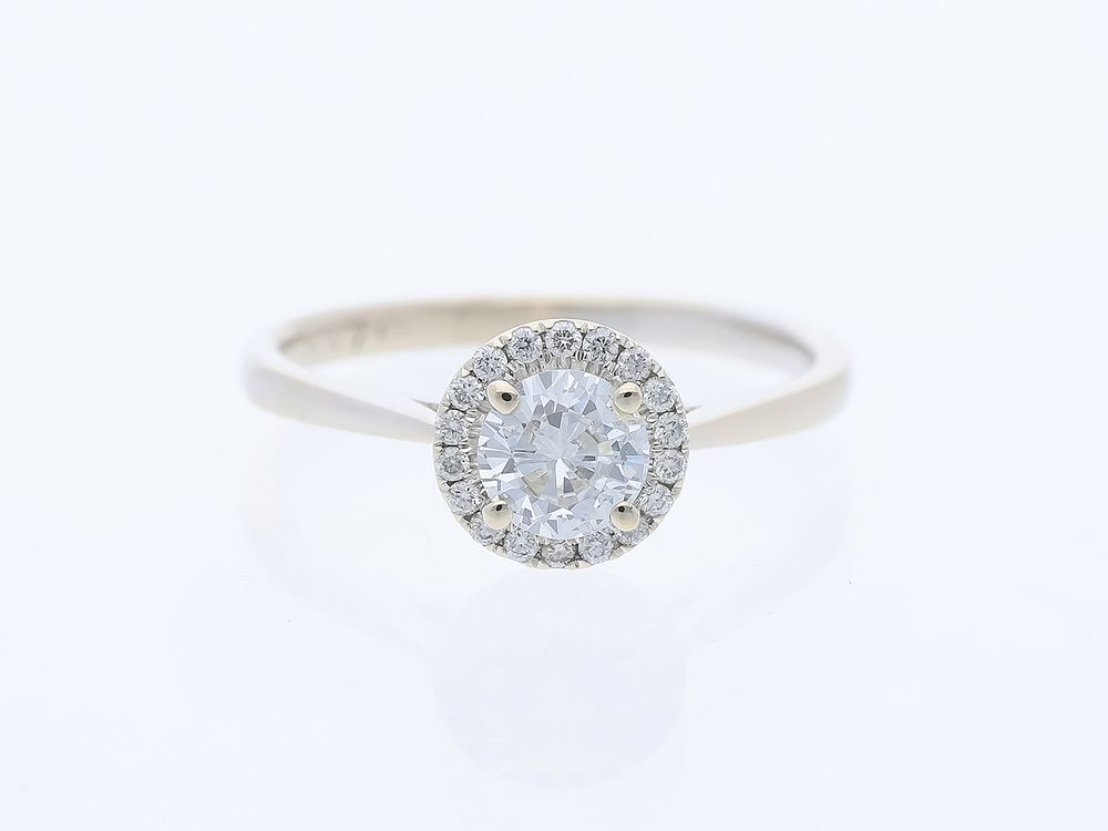 Ring 0,57 ct. Diamonds 750 White gold 18 kt. IGI certificate New. Product Description: 