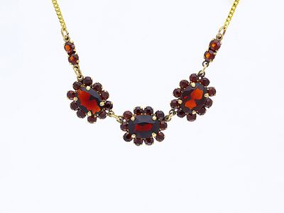Collier 6,00 ct. Garnets 333 Yellow gold 8 kt. Product Description: 
Material: Yellow gold 