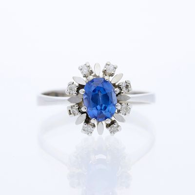 Ring 1,66 ct. Sapphire, Diamonds 585 White gold 14 kt. Product Description: 
Material: White 