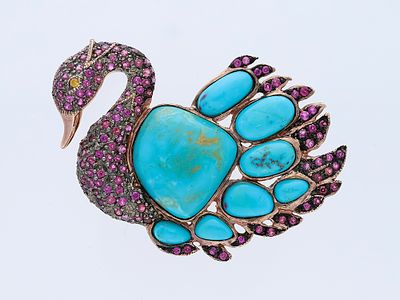 Brosche Schwan T&uuml;rkis, Rhodolith, Saphir 925 Silber. Artikelbeschreibung: 
Material: Silber 