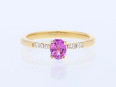 Ring 0,65 ct. Saphir, Diamanten 750 Gelbgold 18 Karat IGI Zertifikat. Artikelbeschreibung: 