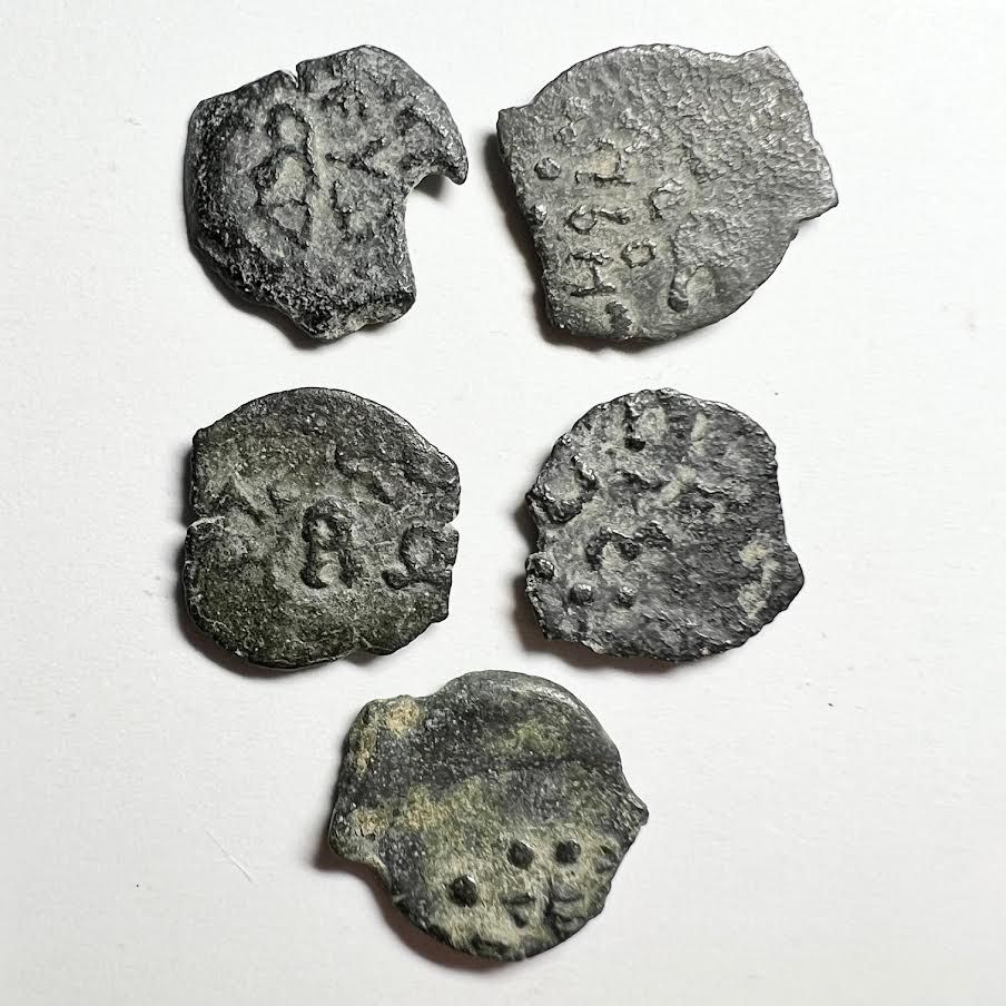 A Lot of 5 Bronze Prutot of Herod the Great, 40 – 4 BCE. Obv: Tripod: Rev: Small diadem. Fine. 