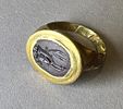An Early Roman Gold Ring Set with a Gem Depicting a Pair of Parallel Horns of Planty. 2nd Image - 1