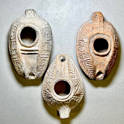 A Lot of 3 Terracotta Oil Lamps. Early Islamic, 7th - 8th century CE. 9.7 - 9.0 cm. In very 