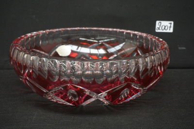 VAL SAINT LAMBERT - Grote coupe in handgeslepen kristal - Gesigneerd - Diameter: 30 cm