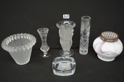 MOOI LOT KRISTAL EN GLAS - Waaronder Art Deco pique fleur - Hoogte tot 25 cm