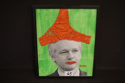 JAN BUCQUOY (1945 - ). JAN BUCQUOY (1945 - ) - "Julian Assange" - mixed media met rode string - 