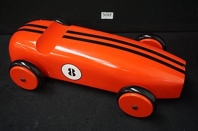 sports car in solid wood - retro style - L: 50 cm X 27 X 14 cm
Number 8, metal stamp on the
