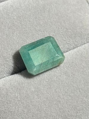 Pair of Natural Emeralds – Total 17.00 Ct – EGL Certified
. Beautiful pair of natural emeralds