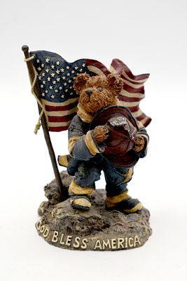 Boyds Bears Our American Hero Firefighter 9/11 Commemorative Figurine. A multi-colored resin 