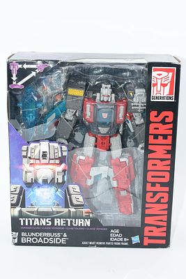 Transformers Generations Titans Return Voyager Class Broadside and Blunderbuss Action Figure Set. 