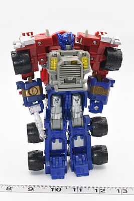 Transformers Armada Optimus Prime Action Figure, Takara/Hasbro, 2001. A 'Transformers Armada 