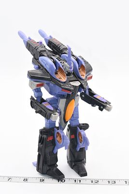 Hasbro Transformers Armada Skywarp Action Figure. A Hasbro Transformers Armada Skywarp Action 