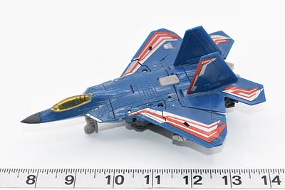 Hasbro Transformers Dark of the Moon Deluxe Class Mechtech Thundercracker. A Hasbro Transformers 