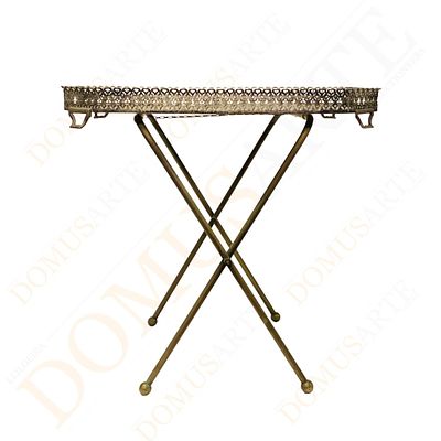 Mesa de apoio. em metal prateado, tabuleiro de gradinhas retangular, com suporte em metal , s&eacute;c 