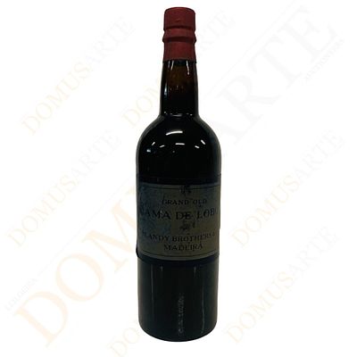 Garrafa de Vinho Madeira Grand Old Cama de Lobos. Blandy Brothers & Co., 75 cl. R&oacute;tulo com desgaste;