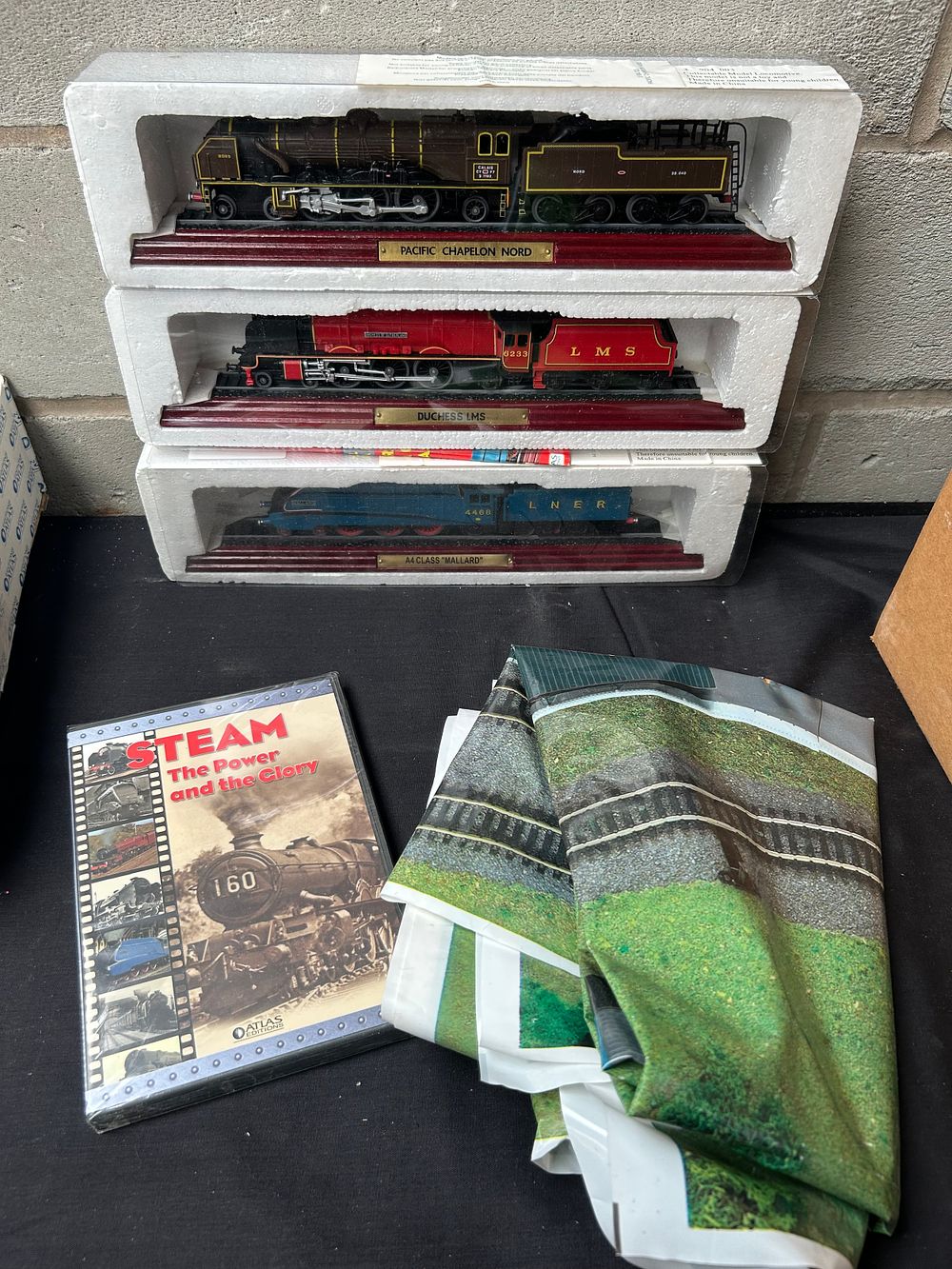 Lot 353: Box To Include Model Trains Etc.