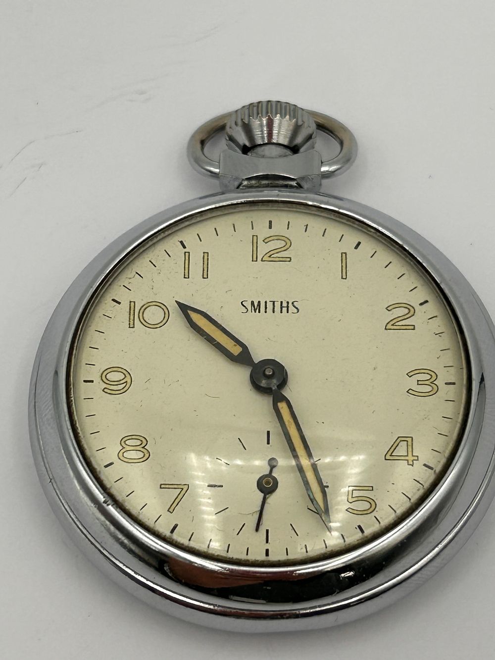 Lot 418: Vintage Smiths Pocket Watch , Runs When Wound.