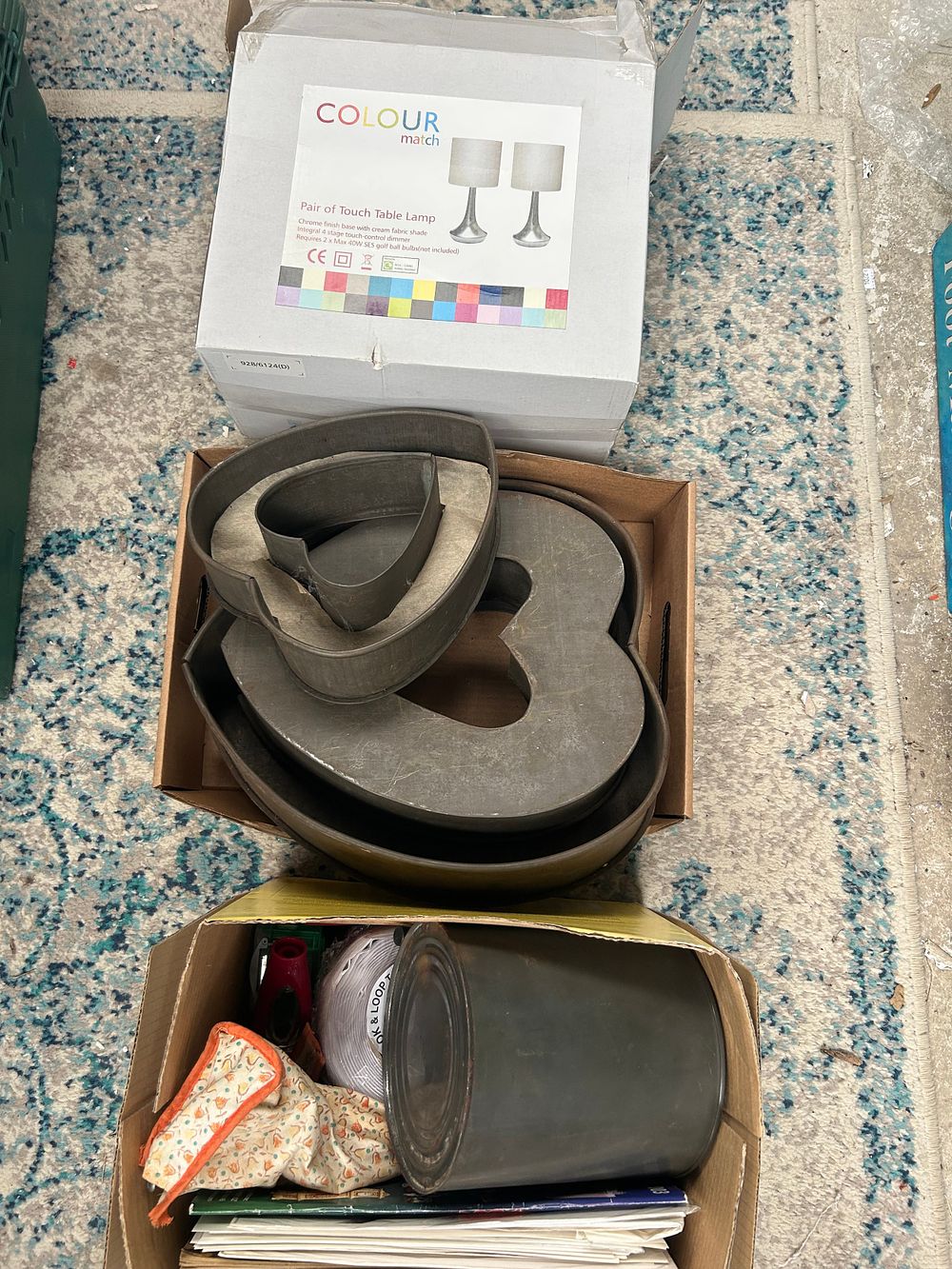 Lot 505: Mixed Lot Including New Lamps, Baking Tins Etc.