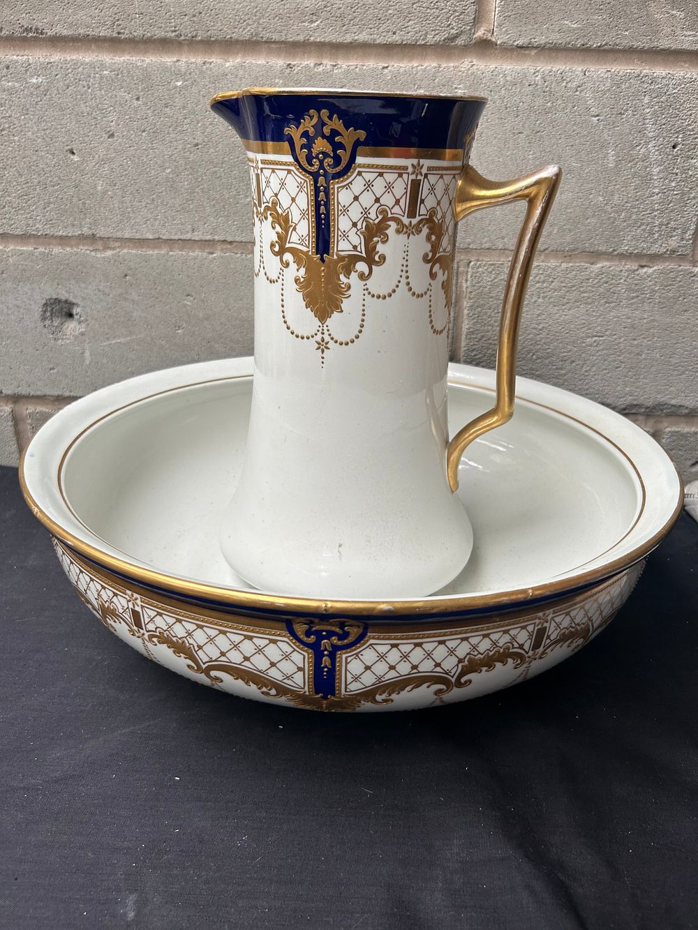 Lot 527: Vintage Adderley Wash Bowl and Jug