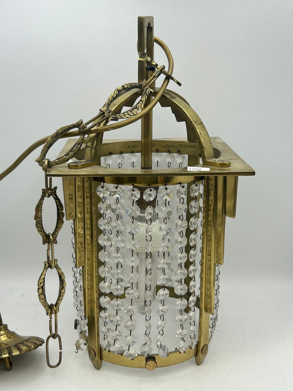 Lot 200: Great Quality Brass Banksway Ceiling Light 34".