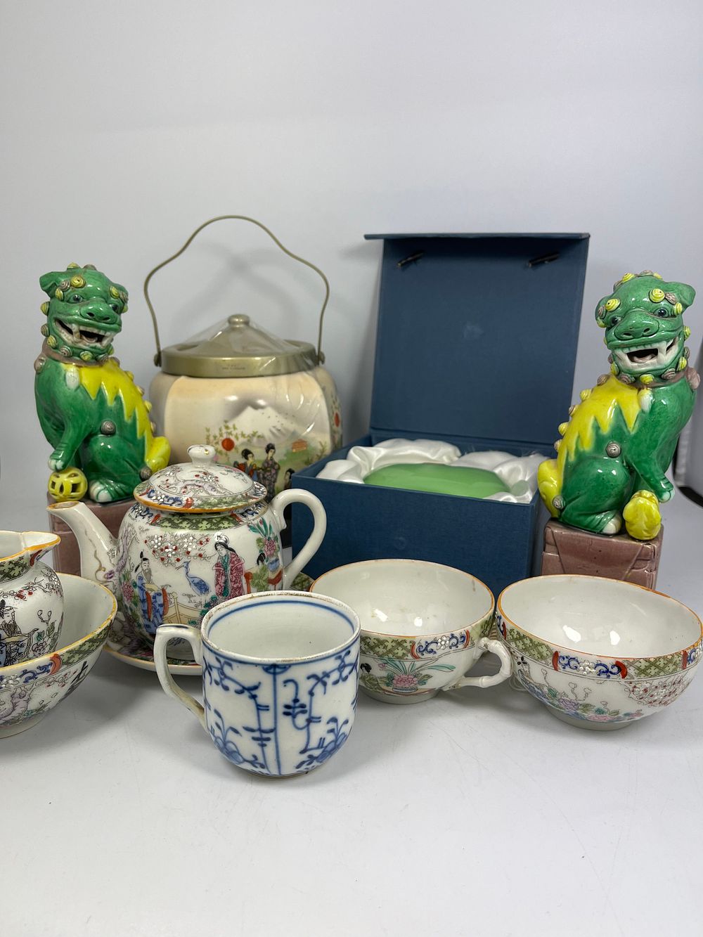 Lot 230: Tray Of Oriental Items Including Figures, Part Tea...