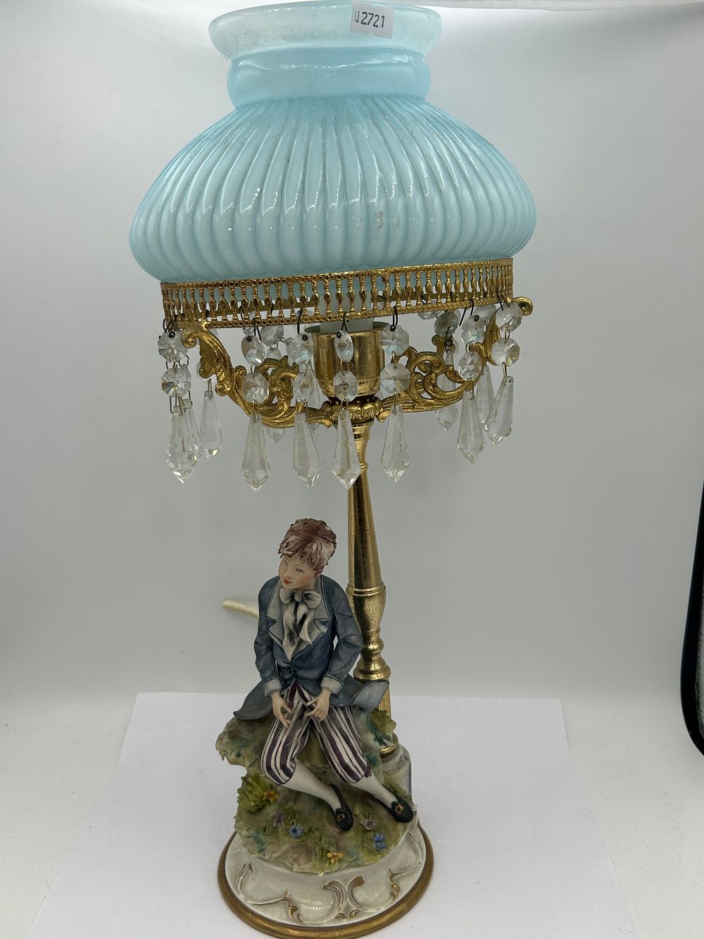 Lot 290: Capodimonte Lamp Base With Glass Shade 17".