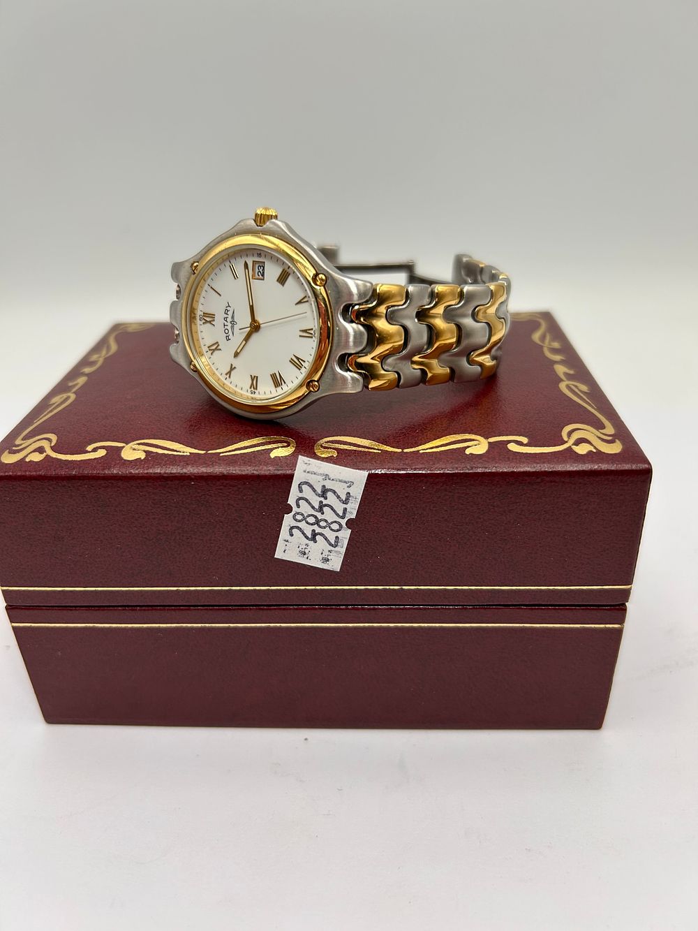 Lot 312: Gents Vintage Quartz Rotary Watch With Original Box,...