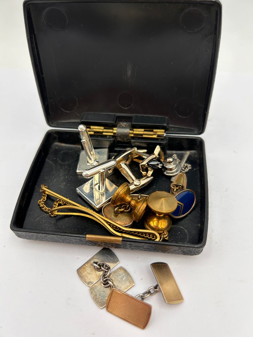 Lot 318: Collection Of Gents Cufflinks Etc, Including Gold On...