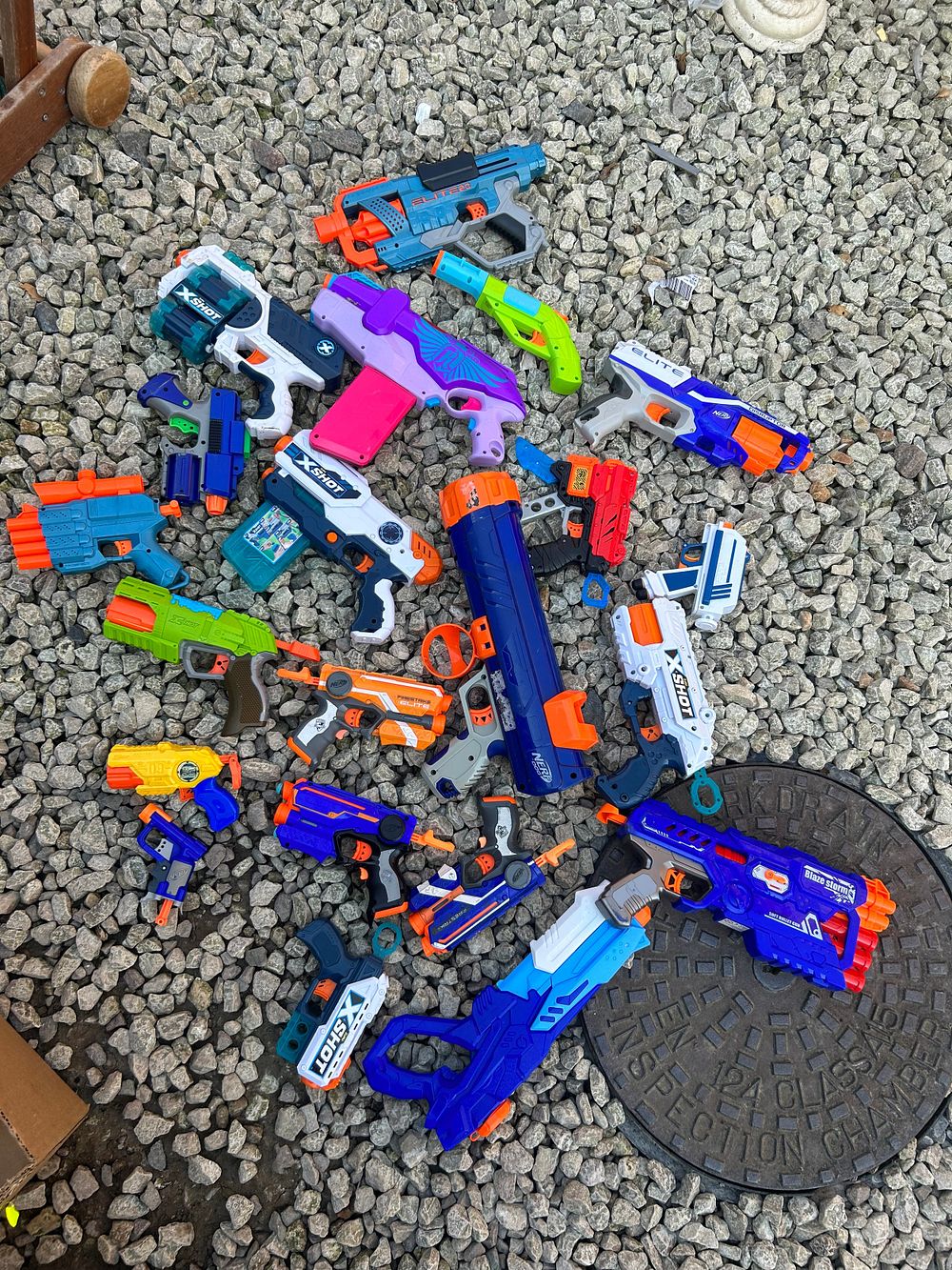 Lot 344: Box Of Various Nerf Guns Plus Others.
