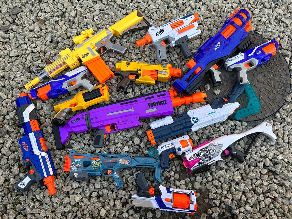 Lot 353: Variety Of Nerf And Other Guns.