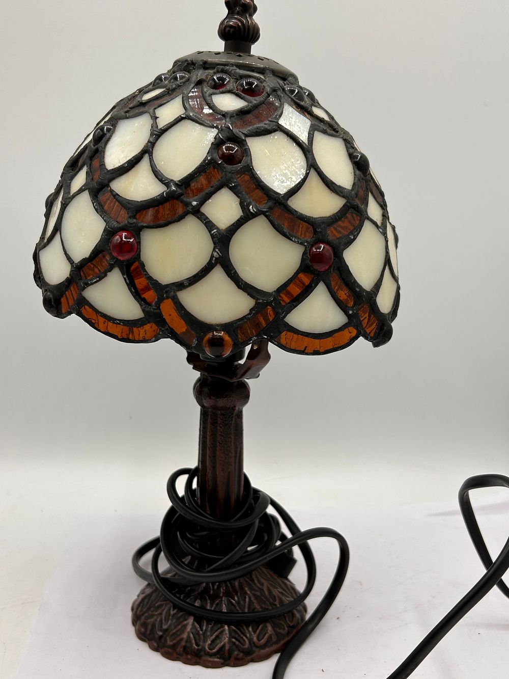 Lot 361: Tiffany Style Lamp Standing 12" High.