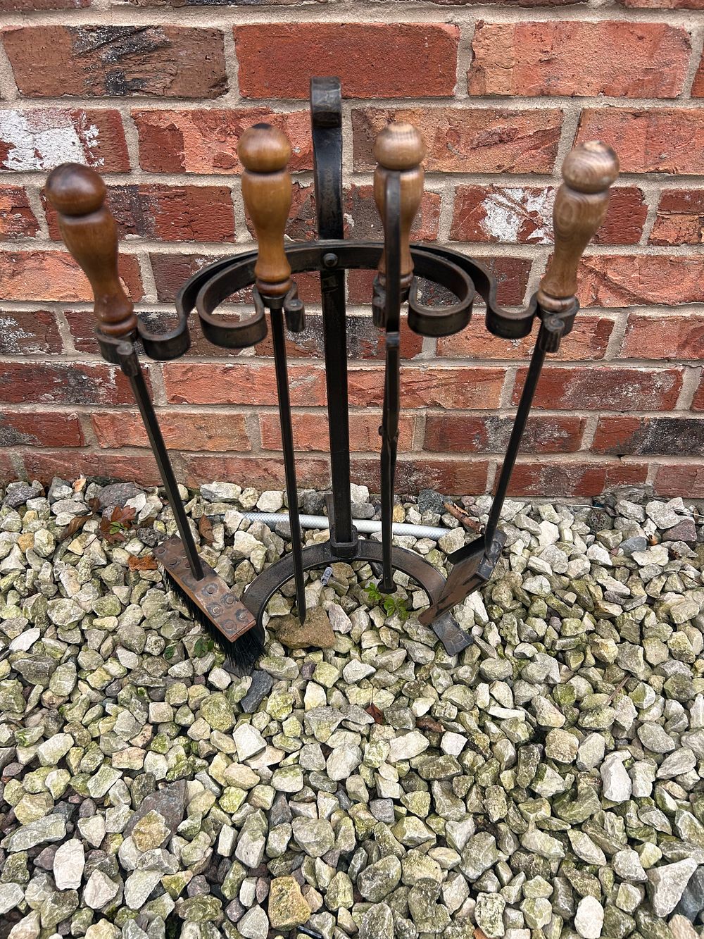 Lot 395: Vintage Companion Set
