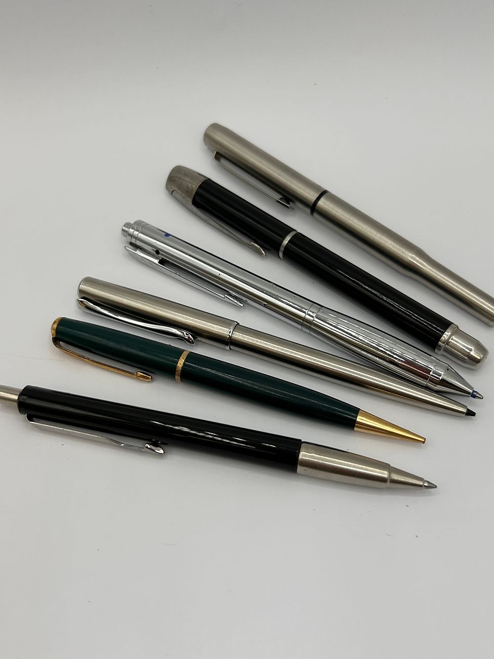 Lot 348: A Collection Of Six Vintage Pens Including Parker.