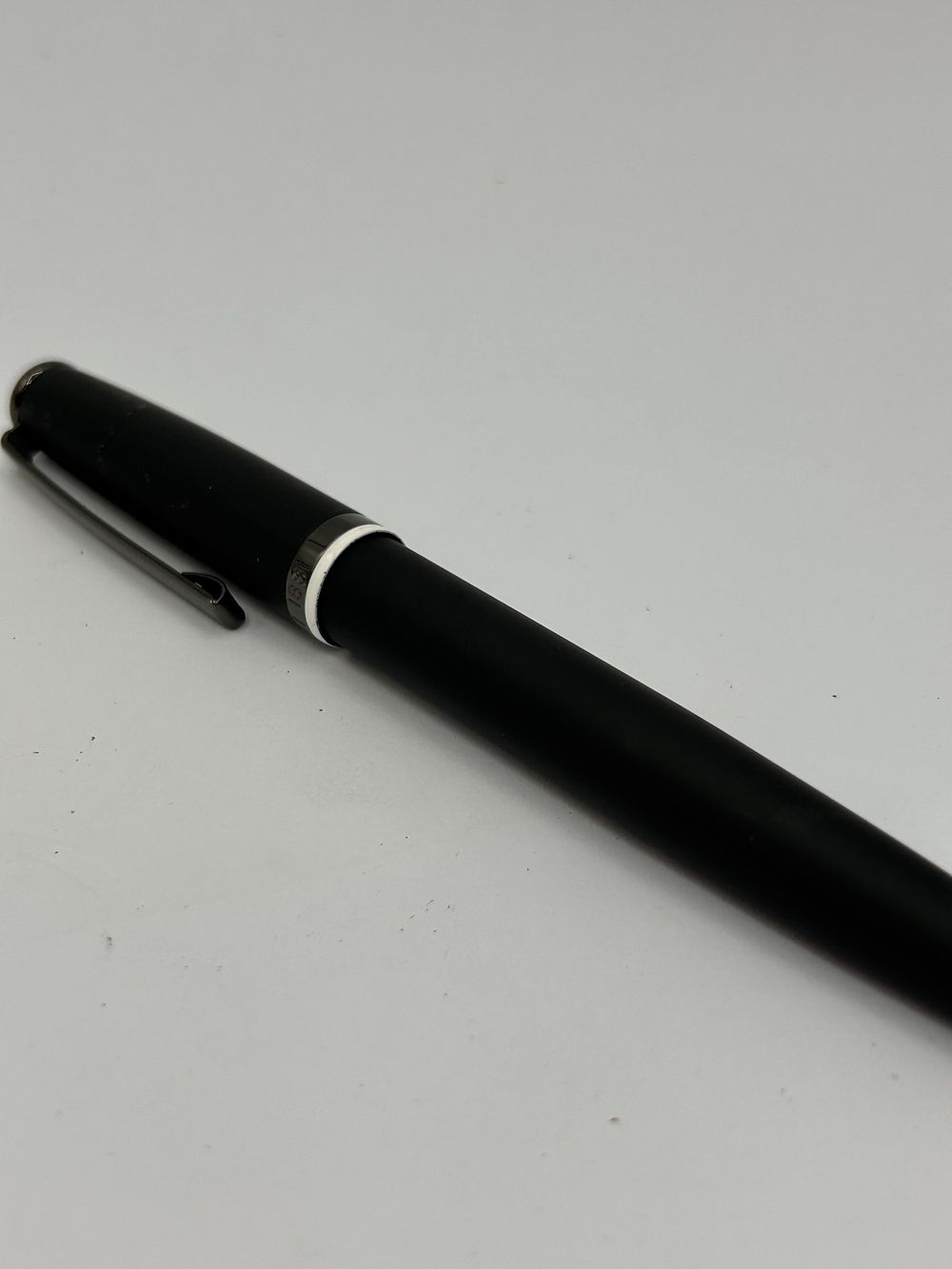Lot 352: Cerruti 1881 Rollerball Pen.