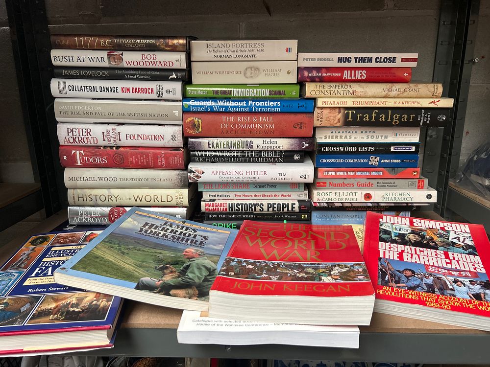 Lot 375: Various Non Fiction Books