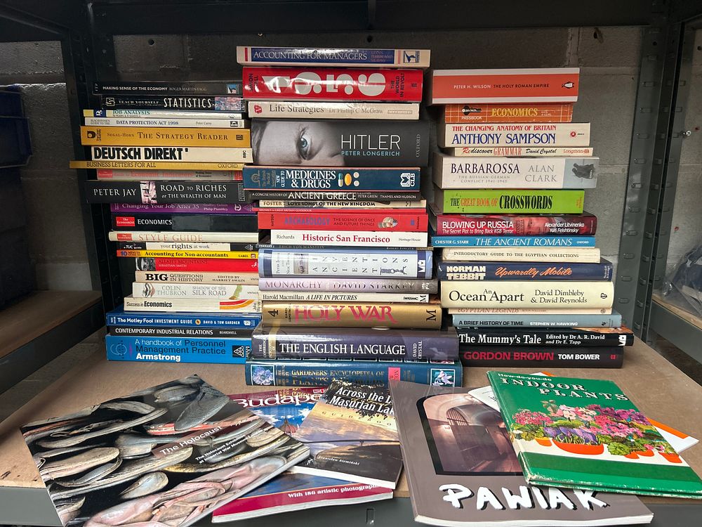 Lot 376: Various Non Fiction Books