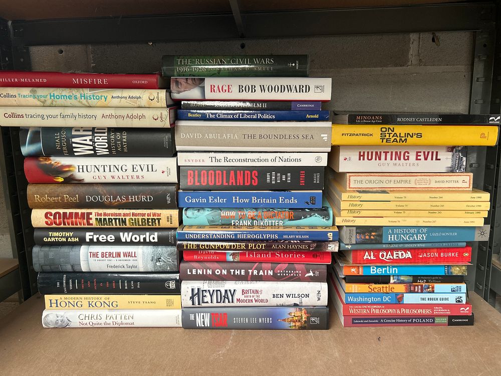 Lot 410: Various Non Fiction Books Mainly Military