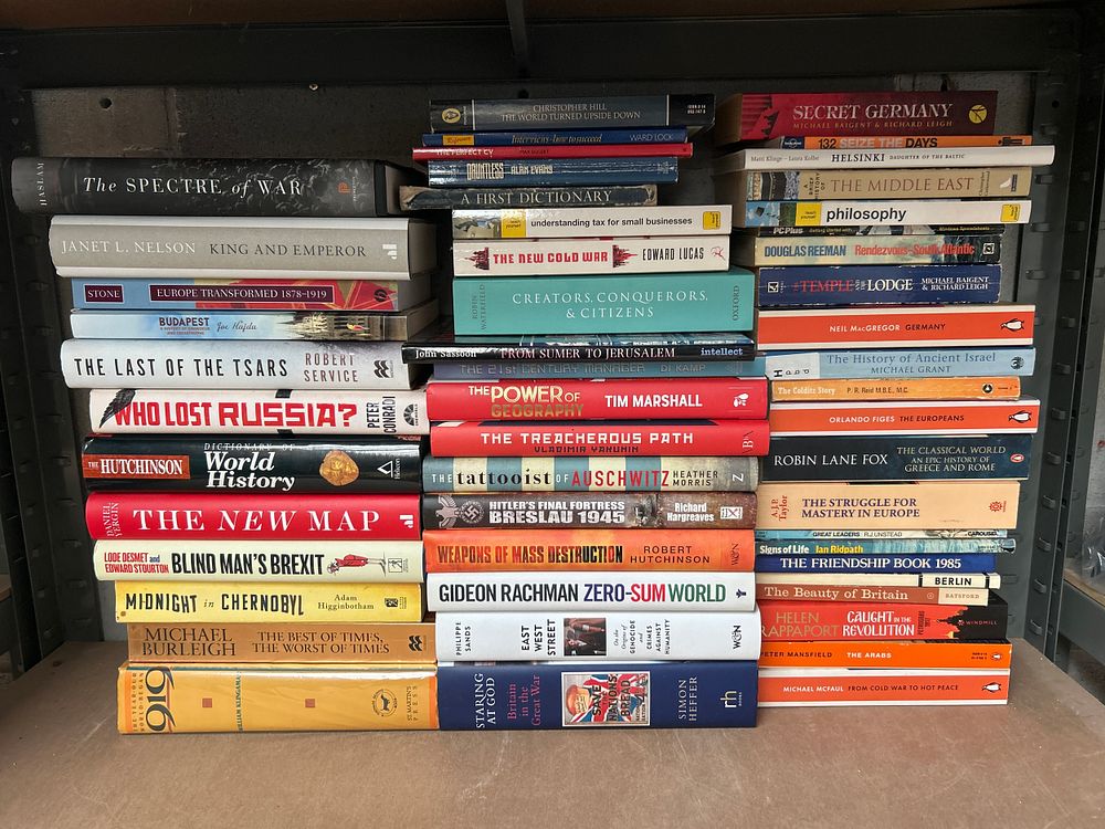 Lot 414: Various Non Fiction Books