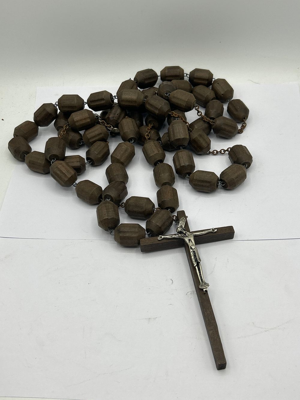 Lot 462: Vintage Rosary Beeds