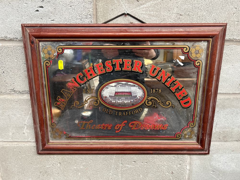 Lot 485: Manchester United FC Mirror 21 x 15”