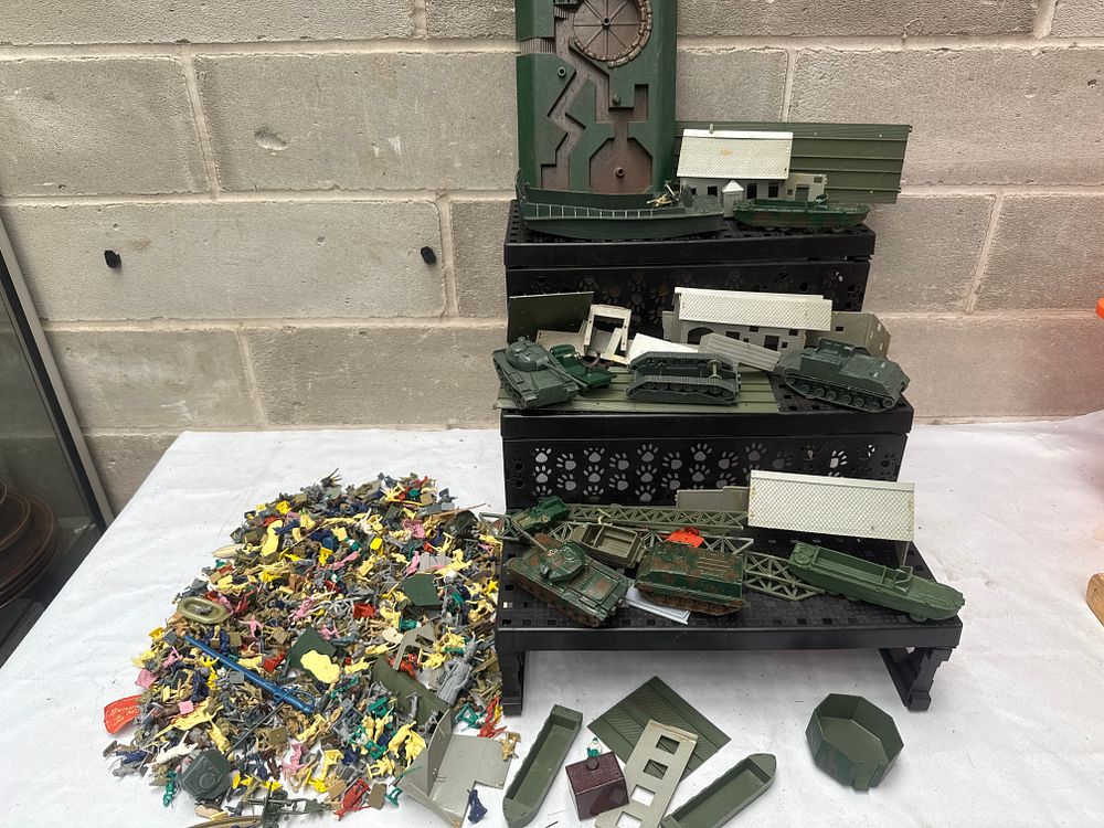 Lot 529: A Collection of Airfix and Other Military-Themed Plastic Toys