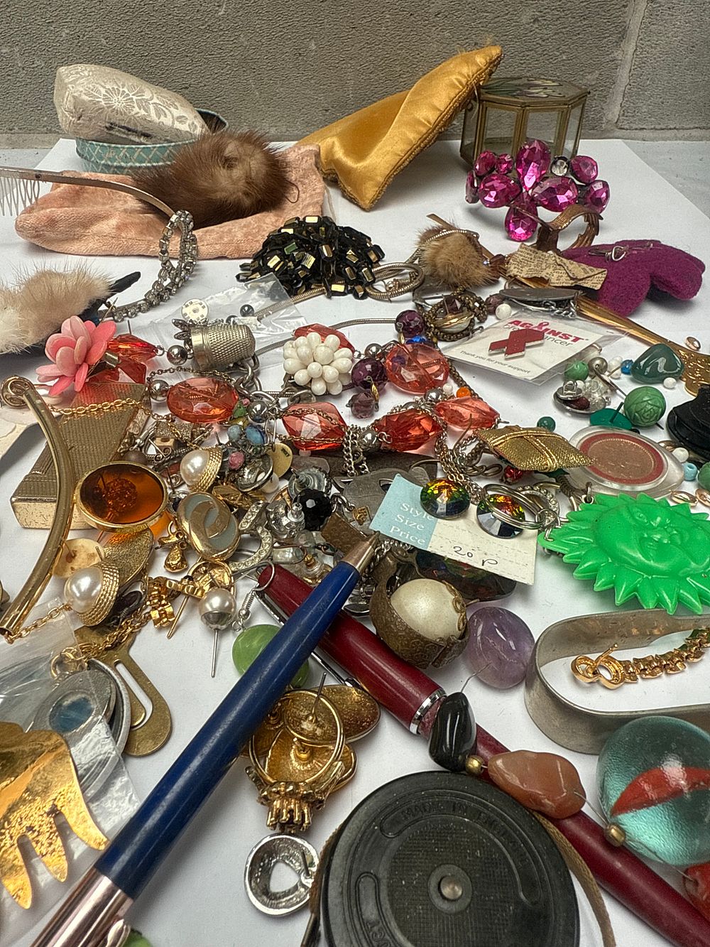 Lot 534: A Collection of Vintage Costume Jewelry and Accessories