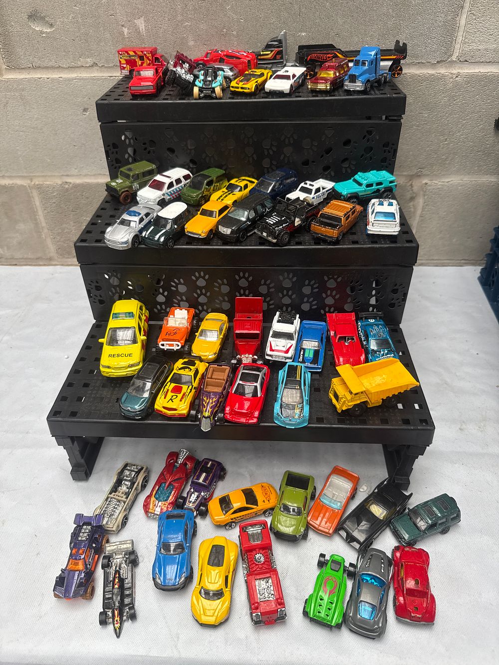 Lot 545: A Collection of Hot Wheels and Matchbox 1/64 Scale Diecast Model Cars with Display Case