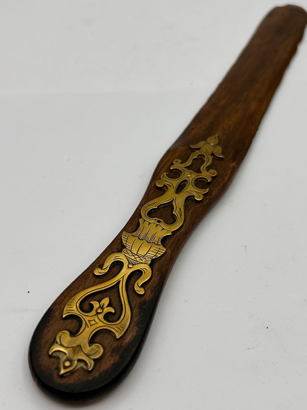 Lot 593: Victorian Brass Inlaid Wooden Page Turner
