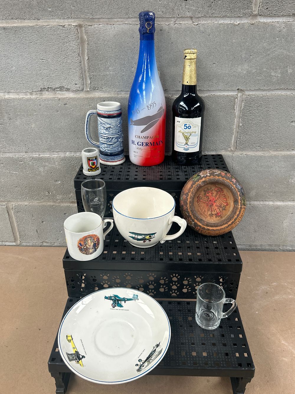 Lot 650: A Collection of Commemorative Bottles, Ceramic, and Glass Souvenir Items